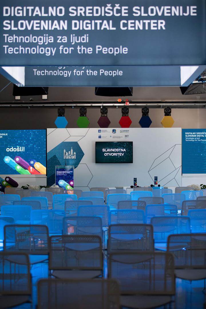 Fabulatorij Creative lab for experiential stories